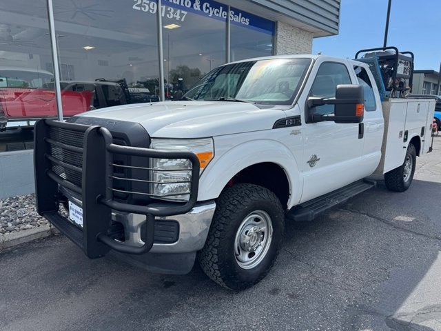 2012 Ford Super Duty F-350 SRW XL in White — front three-quarter view