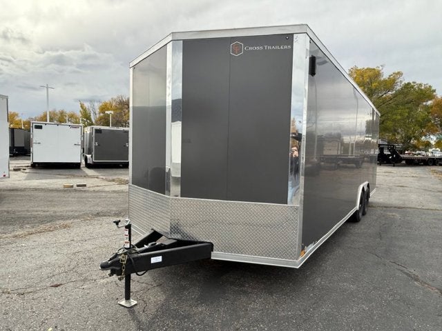 26 CROSS ENCLOSED CARGO Base in 8.5X24 — front three-quarter view