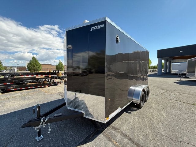 26 PACE ENCLOSED CARGO Base in Black — front three-quarter view