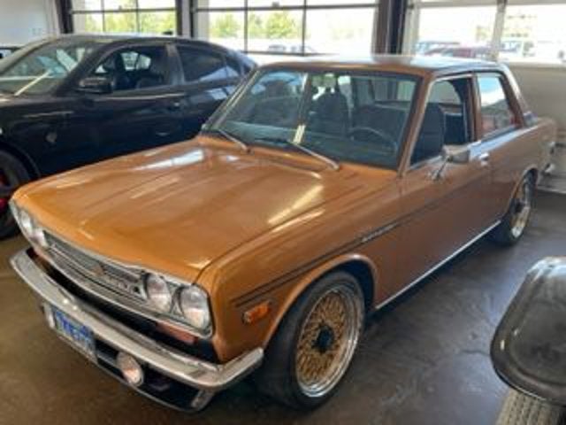 1972 DATSUN 510 Base in Brwn — front three-quarter view
